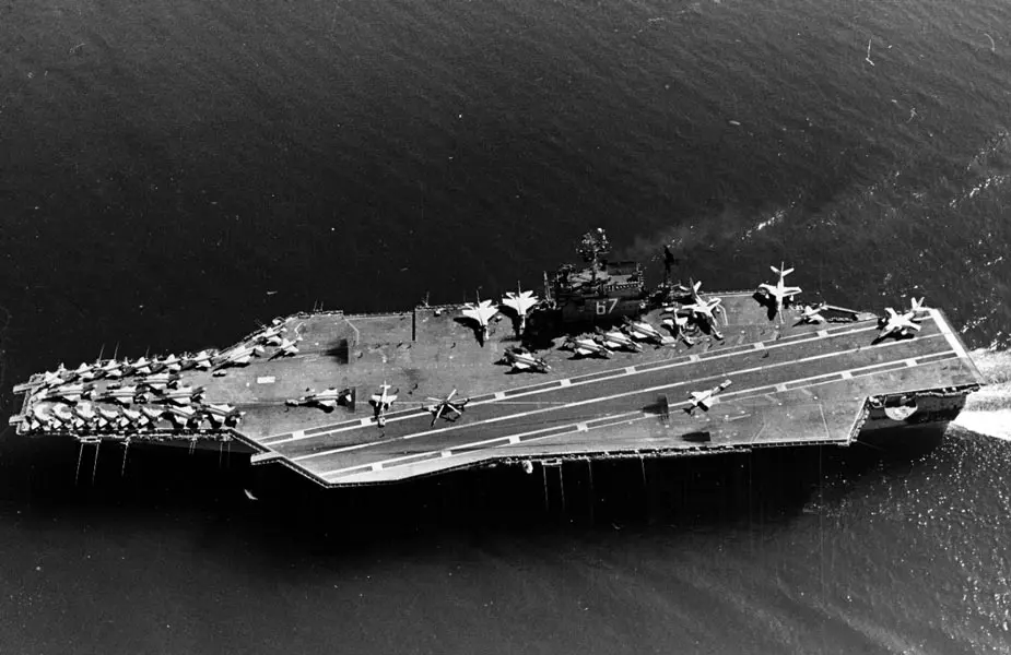 米海軍 最新鋭原子力空母CVN79 ジョン・F・ケネディ チャレンジ
