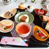 ヒルトン東京お台場「ストロベリーデザートビュッフェ」のスイーツ