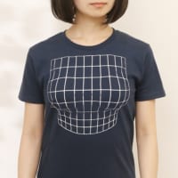 「妄想マッピングＴシャツ／Illusion grid」（3300円／税込）※正面