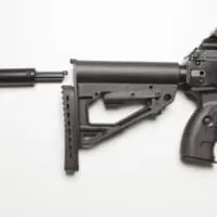 ストック後部にメンテナンス道具を内蔵（Image：カラシニコフ）