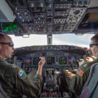 P-8Aのコクピット（Image：U.S.Navy）