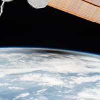 国際宇宙ステーションから見た2017年の皆既日食（Image：NASA）