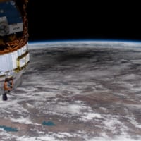 国際宇宙ステーションから見た日食の影（Image：NASA）