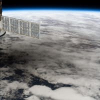 国際宇宙ステーションから見た2020年6月21日の日食（Image：NASA）