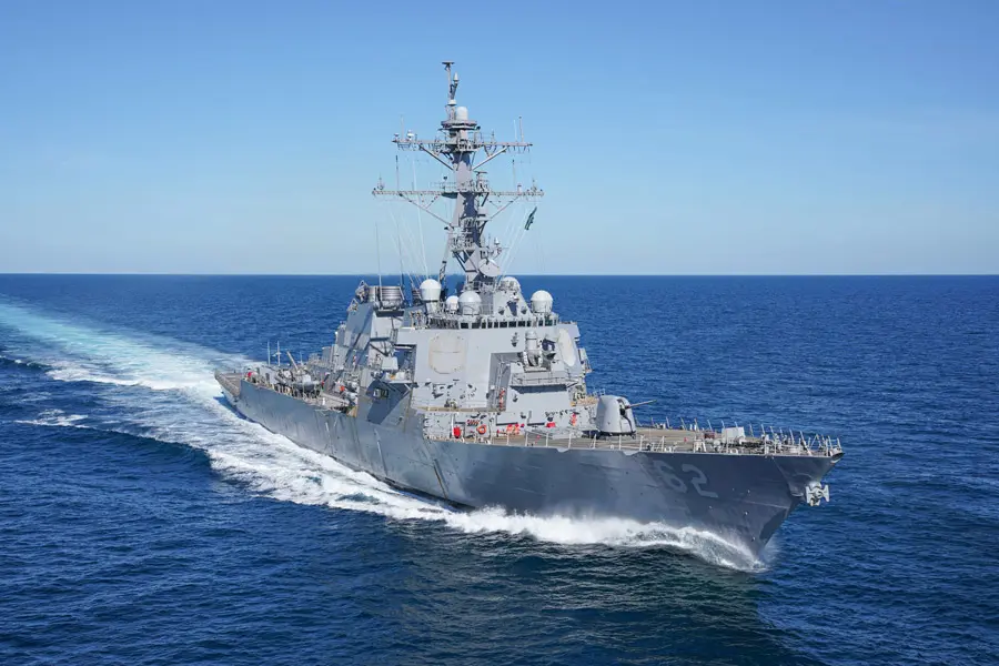伊豆沖で民間船と衝突し大破したアメリカ駆逐艦　修復を終え戦列復帰へ