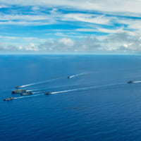 艦隊集合する参加艦艇（Image：U.S.Navy）