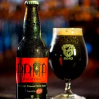 オリジナルクラフトビール「Chocolate Almond Milk Stout Inspired by KITKAT」