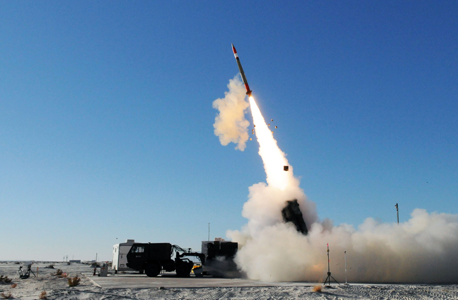 アメリカ陸軍次期防空システム　ミサイル捕捉迎撃試験に成功