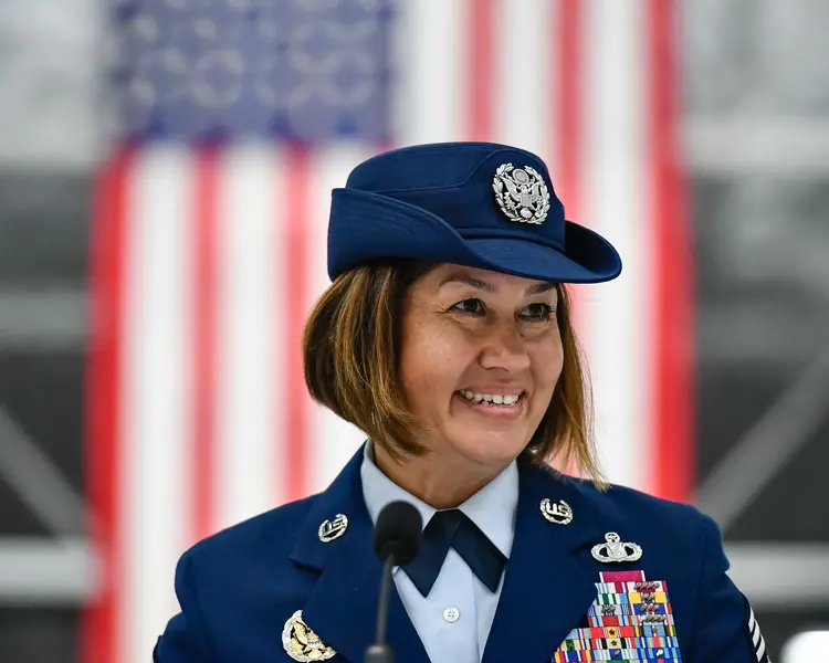 アメリカ空軍最先任上級曹長に初の女性が就任 アジア系アメリカ人