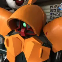 Zガンダム劇中でも独特の動きが特徴だったアッシマーのモノアイ部分。