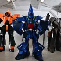 1/10スケールでZガンダムに登場する組織「ティターンズ」のMSをコスプレ造形で再現するコスプレチーム「有限会社サイコ建設」