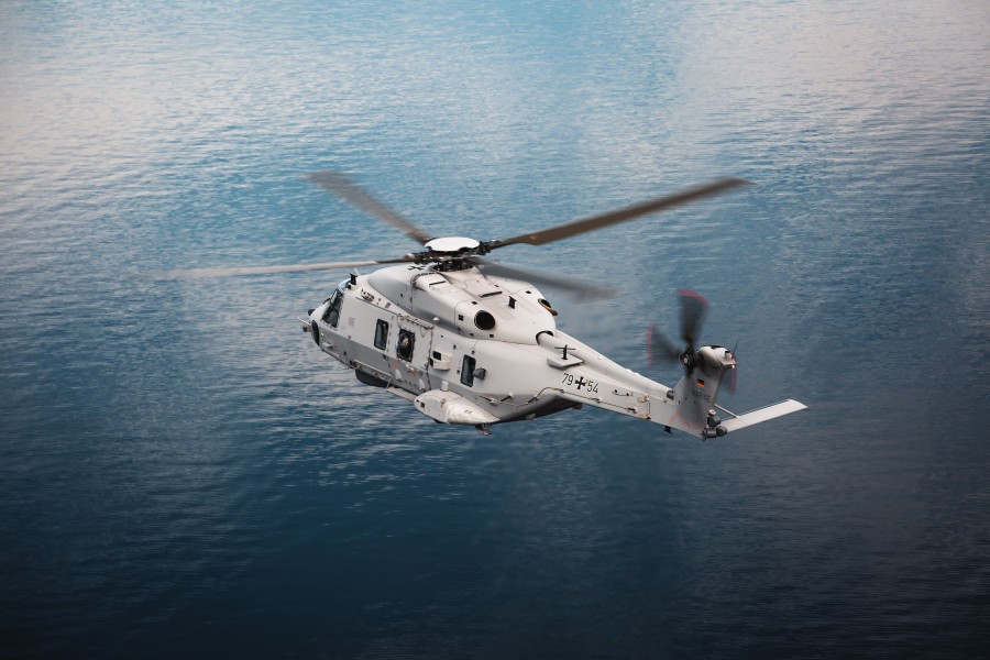 ドイツ海軍　新しい艦載ヘリコプターとしてNH90を発注