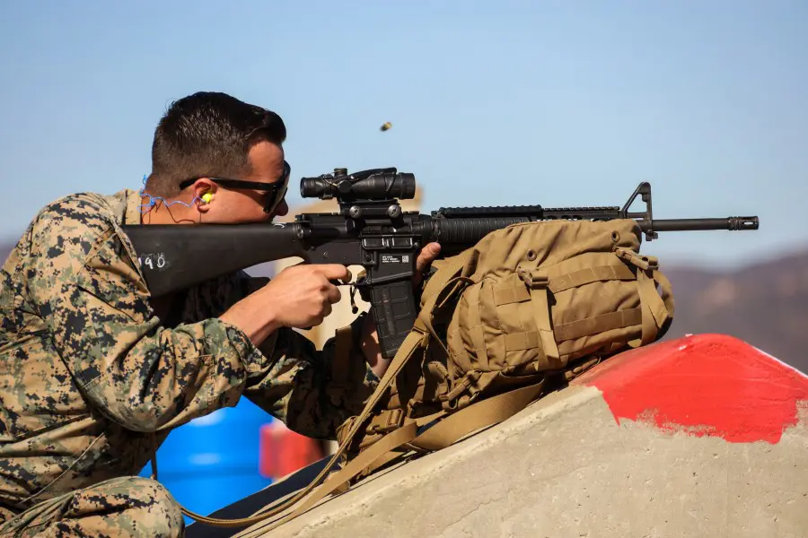 【HMLA-267】Stingers スティンガーズ 米海兵隊キャンプペンドルトン基地 MCAS Camp Pendleton TシャツサイズXL　USMC MAG-39 AH-1Z Viper Samantha Thavasa Group サマンサタバサ デラックス 2019 福袋