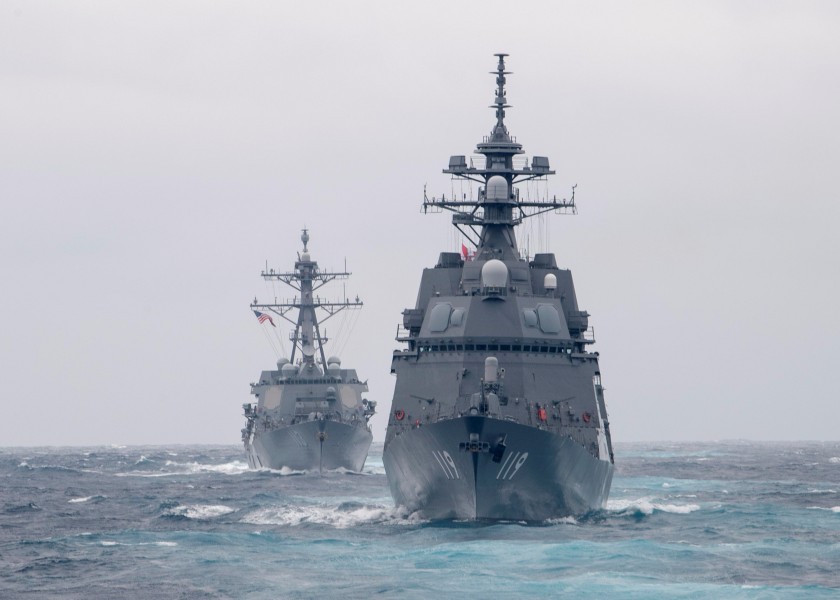 アメリカ海軍と共同訓練する護衛艦あさひ（Image：U.S.Navy）