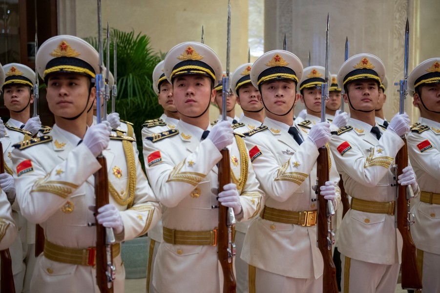 中国人民解放軍の儀じょう隊（Image：U.S.Navy）