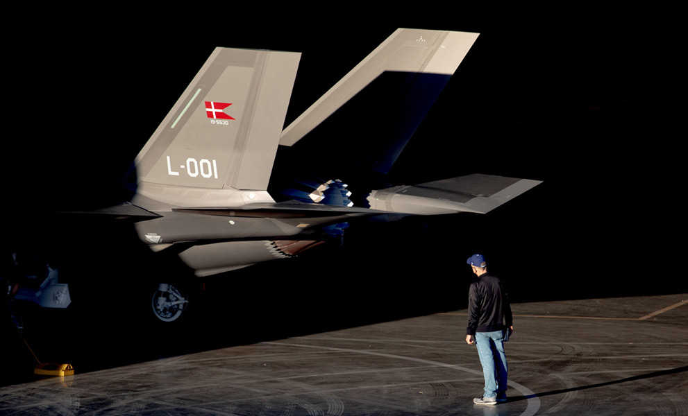 デンマーク向けF-35Aの尾翼にはカラーのデンマーク国旗（Image：Lockheed Martin）