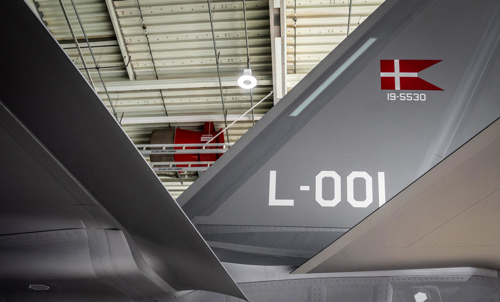 デンマーク空軍F-35の垂直尾翼に描かれたデンマークの旗（Image：デンマーク国防軍）