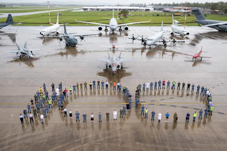 オーストラリア空軍創設100周年 首都キャンベラで祝賀飛行 オーストラリア空軍創設100周年 首都キャンベラで祝賀飛行
