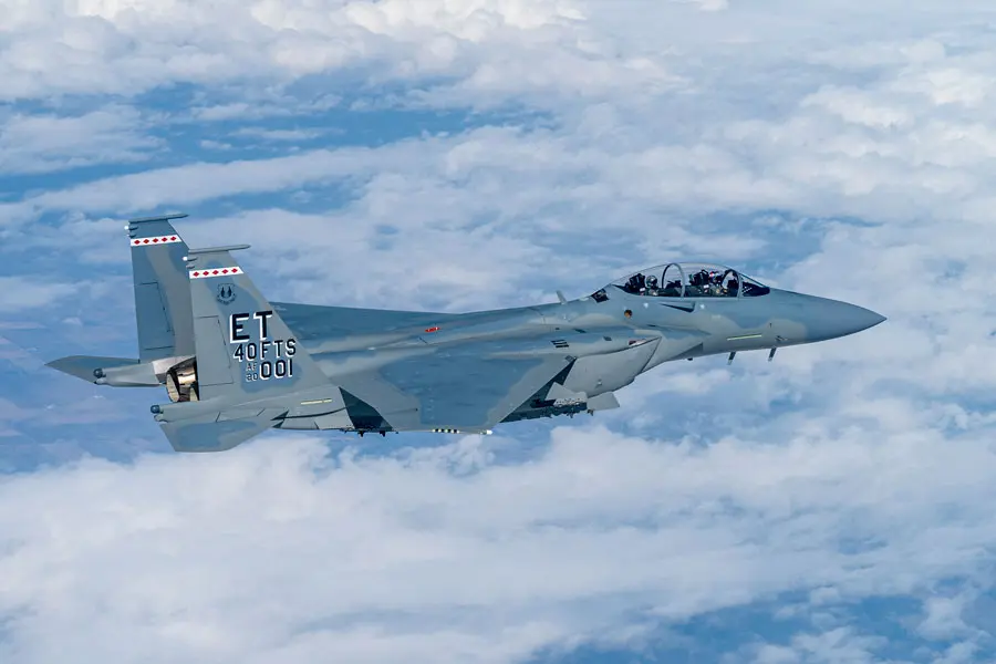 【新品•完全未開封】F-15EX イーグルII アメリカ空軍第85試験評価飛行隊 アメリカ空軍「イーグルII」がキット化、主翼下面に空対空
