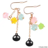 ピアス
