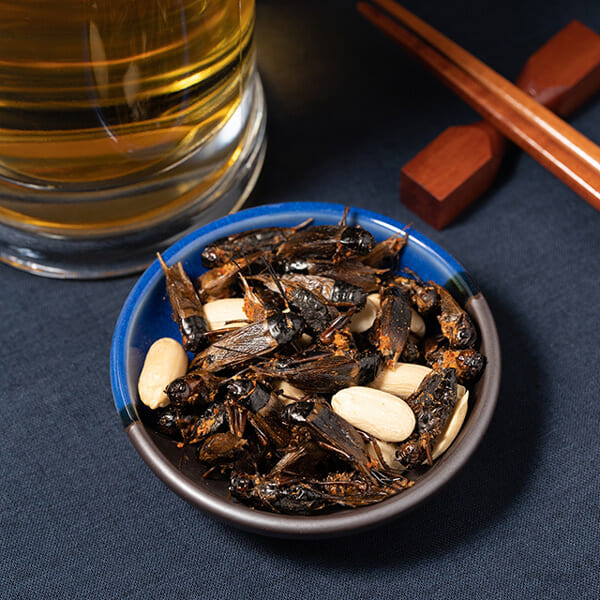 埼玉育ちの「嵐山こおろぎ」が麻辣味で登場