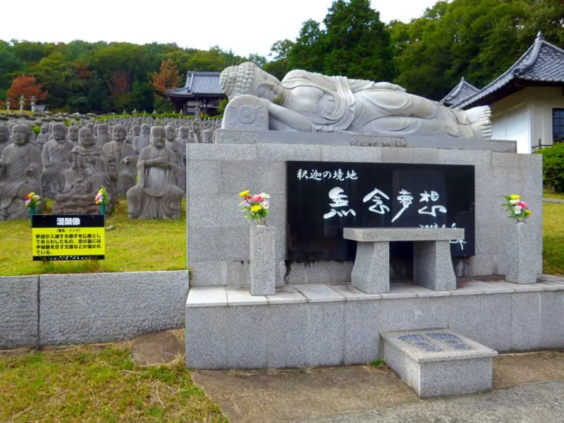 涅槃像