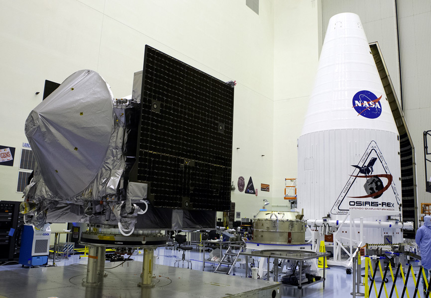 OSIRIS-RExとペイロードフェアリング（Image：NASA）