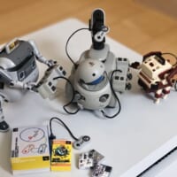 「スーファミ」「ファミコン」「プレイステーション」……往年の名作ハードがロボット模型で再現！