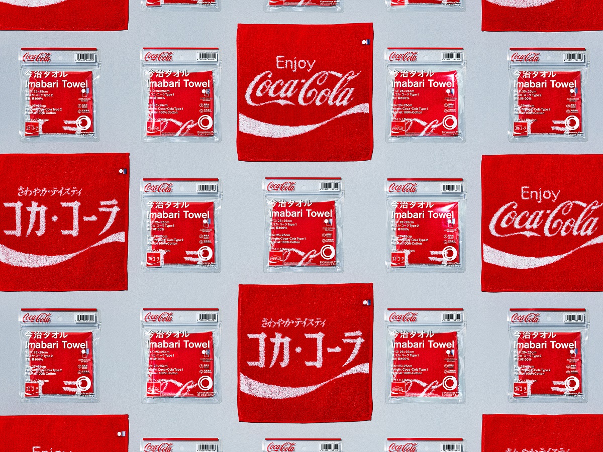 ファミマからコカ･コーラデザインの今治タオルハンカチ発売