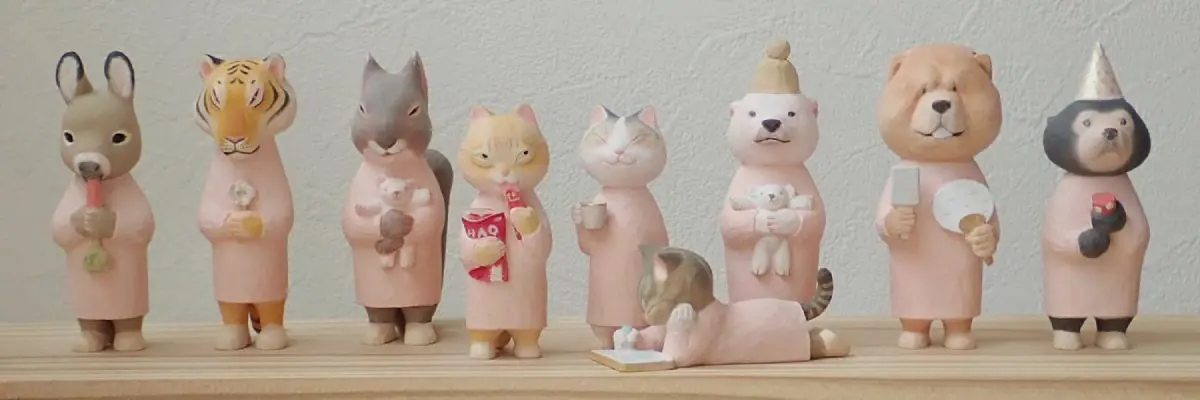 様々な動物をモデルにした木彫りの創作活動をしている投稿者。