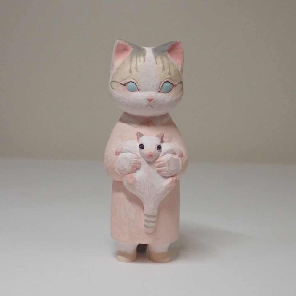 愛猫のありのままの姿を反映　木彫り猫の作品投稿に3万いいね