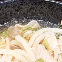 外側には、まだ氷が残っていて冷たさは持続