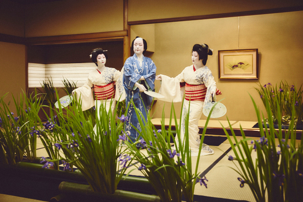 新橋花柳界に巡る四季を踊りで表現