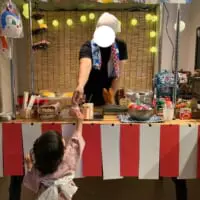本格的な屋台にお子さんも大はしゃぎの様子