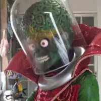 一目見たら夢にまで出て来そうな圧倒的な存在感。