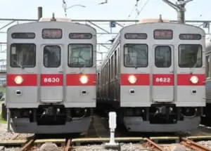 東急8500系田園都市線(※うち5両・左側) HOT Tokyo Metro.info｜Line info ＞ 【車両紹介】東急田園都市