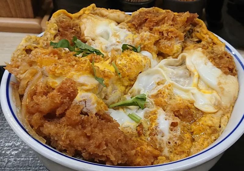 お待ちかねの親子カツ丼