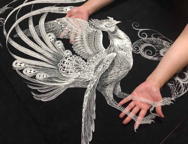 福田理代さんの切り絵作品「鳳凰」（福田理代さん提供）