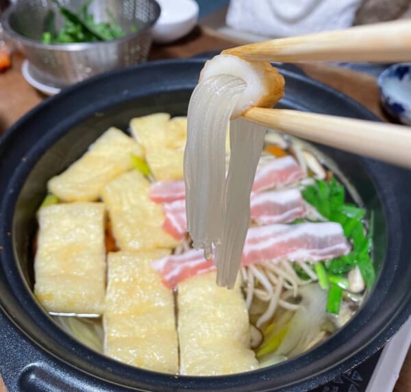 マロニーちゃんをちくわで一網打尽　鍋料理の簡単ライフハック技