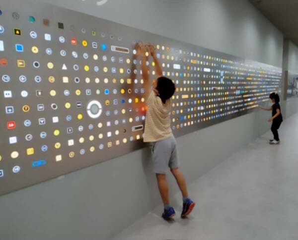 島田電機製作所工場見学の「1000のボタン」