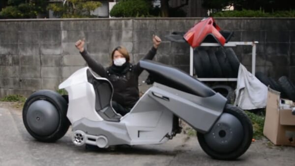 AKIRA「金田のバイク」の自作に挑戦するユーチューバーが現れる。