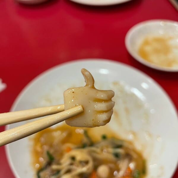 五目焼きそばからイカの「いいね」　偶然の変形を捉えた写真に反響