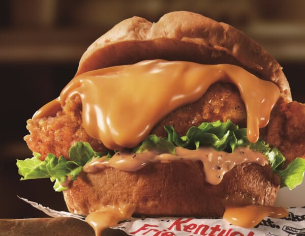 ケンタッキーが「チーズにおぼれるフィレサンド」発売