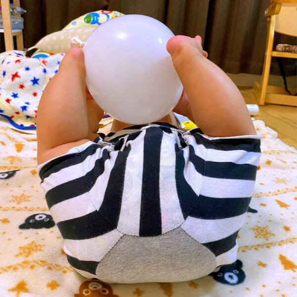 まんまるのお尻がとってもキュート　尊すぎるフォルムの赤ちゃん