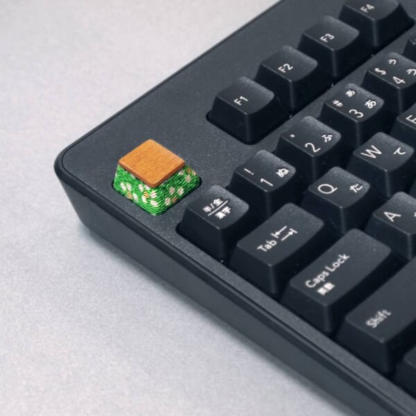 辛いデスク作業からエスケープ？「こたつのキーキャップ」にほっこり