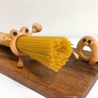 実用的でかわいい！ファンが制作したニョロモ兄弟のパスタメジャー