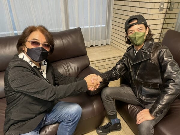 2023年に20周年を迎える「仮面ライダー555」の監督と主役の2人