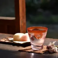 「『見返り美人デザイン』江戸硝子オールドグラス」