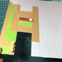 方眼紙にコツコツと製図。全てはここから始まりました。