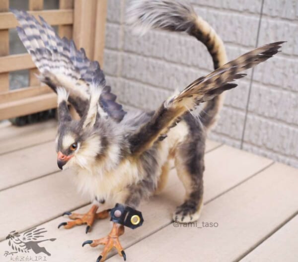今にも動き出しそう！　幻獣グリフォンをアート作家が立体化